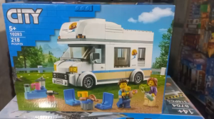 Đồ Chơi Lắp Ráp Xe Camper Du Lịch Gia Đình – Bộ Xếp Hình Nhà Xe Dã Ngoại Có Nhân Vật & Phụ Kiện 10283_218 mảnh