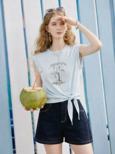 XIANGYING | Youthful Light Fresh Letter Print T-shirt