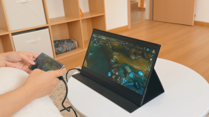 【Local Warehouse】ZOOMEDIN 16 Inch 1080P 144Hz FHD Ultra-Slim Portable Monitor for Laptop External monitorDual Speaker Extender Display.USB HDMI VESA with Smart Cover for LaptopPC Phone Xbox PS4/5 Switch【Delivered Whinin 72 Hours】