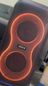 ลำโพงบลูทูธ GD-2639 ฟรีไมค์ลอยและรีโมท ดอก6.5นิ้ว2ดอก เสียบไมค์สายเพิ่มได้ ปรับ DELAY ECHO TREBLE BASS AUX เสียงเบสแน่นมาก