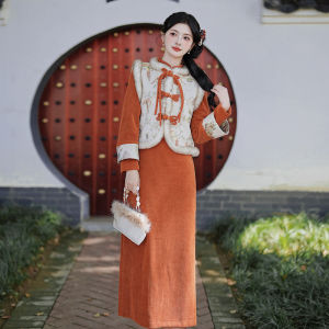 New Chinese Style Young Girls Cheongsam Embroidered Red Daily Wear Cotton Long Sleeve High Slit Floral Patterned Warmth Guaranteed