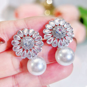 เลื่อมผู้หญิงละเอียด SE889 รุ่น 1 อ่อนต่างหู รูปเกล็ดหิมะไข่มุก เพื่อนที่ชู่ชู้ แบบห้อยชุบทองคำขาว สีวาว อารมณ์เต้น รับประกันสีวาวอารมณ์เต้น รูปล่าง 200x200x50