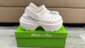 Giày sục crocs chuẩn xịn chống hôi chân nhựa tế bào êm mềm siêu bền đi mưa lội nước đi biển Crocs band Stomp  đế cao 8cm màu kem