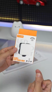 ไฟติดหัวกล้อง ไฟเซลฟี่ พกพาได้ Plokama PK-70-79 Led Video Light หนีบมือถือ คอมพิวเตอร์ แล็ปท็อป ไฟดารา ไฟไลฟ์สดถ่ายภาพ