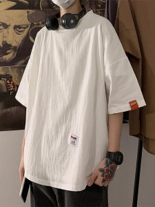 เสื้อยืดแขนสั้นผ้าลินินชาย ทรงหลวม บางเฉียบ แฟชั่นฤดูร้อน เสื้อยืดผ้าไหมน้ำแข็ง ทรงหลวม แฟชั่น เสื้อยืดแขนสั้น