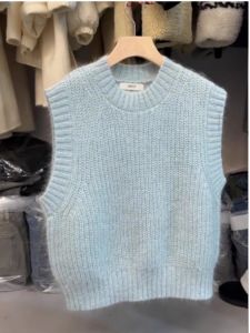 Stylish Knitted Blue Sweater Vest Womens Fashionable Layering Outerwear Shoulder Pad Vest Beautiful Autumn Winter Clothes