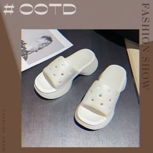 รองเท้าแตะแฟชั่นคุณผู้หญิง 1.5 นิ้ว เจาะรูมาให้ใส่ตัวติดกัน 4 สีให้เลือก ดีไซน์สวยด้วยเสริมส้น แสดงผล