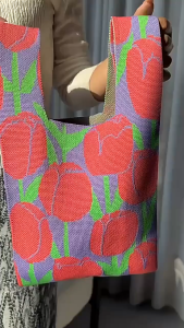 กระเป๋าไหมพรม กระเป๋าถือ กระเป๋าไหมพรมใส่กระเป๋าสตางค์ โทรศัพท์มือถือ เครื่องสำอาง ใส่ของใช้ส่วนตัว