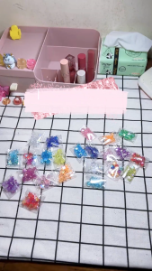 (20 hạt) Hạt Acrylic mạ bóng hình trái timhình ngôi sao năm cánh nhiều màu sắc. Nguyên liệu làm vòng tay trang sức.DIY