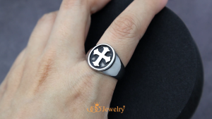 555jewelry แหวน แฟชั่น ผู้ชาย สแตนเลส สตีล แท้ ดีไซน์ ไม้กางเขน เรียบ เท่ รุ่น MNC-R1071