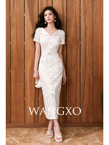 WANGXO | Đầm Ôm Phối Ren và Kim Tuyến Cổ V