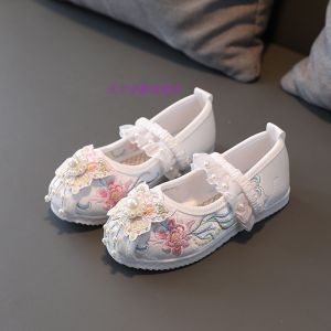 Princess Style Embroidered Shoes for Girls Casual Versatile Ancient Chinese Costume Hanfu Footwear Cotton Lined Slip-On round Toe