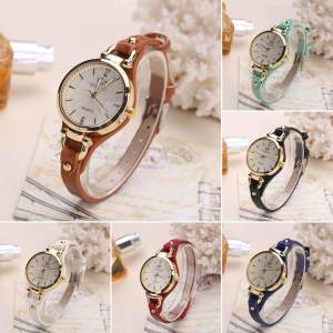Women Watch Fashion Rivet PU Leather Strap Ladies Watch Small Round Dial Analog Quartz Watch For Women Vintage Casual Watch Relo for Women