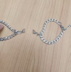 Gelang Couple Aesthetic Pasangan Magnet Bestie Lucu Gaya Korea Rantai Aksen Love Perhiasan GLG17