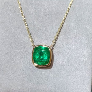 Waterproof New Fashion Green Zircon Oval Crystal Pendant Necklaces For Women Trendy Gold Plated Female Clavicle Chain Jewelry