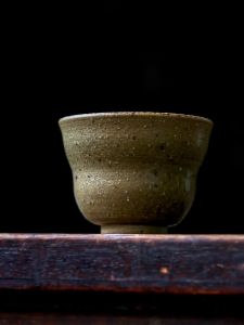 Handmade Gourd Shaped Ceramic Tea Cup Japanese Style Retro Drinking Cup Gongfu Tea Set Small Tea Cups for Tea Lovers