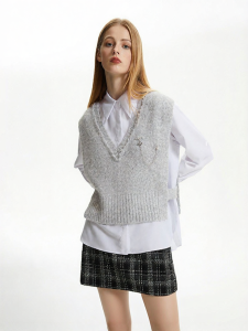 Vero Moda | Bộ 2 Món Áo Vest và Áo Sơ Mi Knit Đa Năng và Sang Trọng