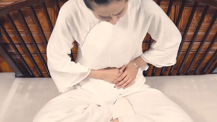 🇸🇬【Big Size】Sea Salt Heating Pad Heat Pad Massage Wormwood Salt Menstrual Pain Relief Neck Back Body Massager/海盐热敷袋