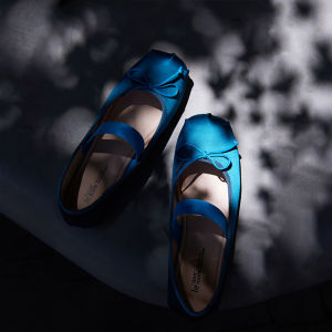 เลอ มูร์มูเร ผ้าไหม ผ้าซาติน รองเท้าบัลเล่ต์ ผู้หญิง รองเท้าเดี่ยว สไตล์อิตาลี ฤดูใบไม้ร่วง ฤดูหนาว สินค้ามาใหม่ เรียบ สี สไตล์เฮปเบิร์น โบว์ผีเสื้อ