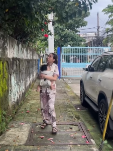 Bebear CloudKnit 3 Way Comfort Carrier (Moonstone Beige)