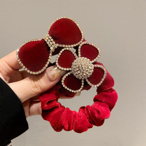 Red Velvet Hair Ties for Girls Butterfly Knot New Years Hair Accessories Childrens Fashion Jewelry Fresh Outlined