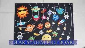 Outer Space Felt Story Board Set Kids Toys 3.5 Ft Solar System Universe Toddlers Early Learning Storytelling Flannel Board Reusable Wall Hanging Gift for Boys Girls Flannel Board Story Set for Preschool Early Education