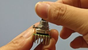 Potensio 6 pin CT 50k Drat Stereo Kaki 6+1 Tekuk Volume Mixer 503
