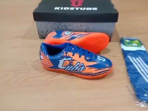 KIDZTUBS Paket Komplit Sepatu Futsal Anak Usia 6-10 Tahun
