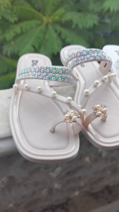 Womens Fashion Style Pearl Decorated Flat Bottomed Open Toed Sandals Lightweight Rubber Sole Daily Casual Multifunctional Trendy Flat Shoes