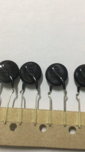 (10 cái) ZNR 220V (chính hãng)