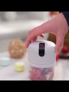 บริการเครื่องบดกระเทียม: รวม 3 เครื่องปั่นกระเทียม เครื่องบดกระเทียม เครื่องบดพริกกระเทียม มินิไร้สาย USB 3 ใบมีด, คม และสะดวก เครื่อป