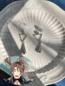 New World Carnival Reverse Thinking Triangle Earrings Clip-On Cosplay Accessories Custom Made Costume Props for Anime Fans