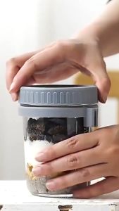 แก้วอาหารเช้า กล่องใส่อาหารเช้า แก้วน้ำ ถ้วยข้าวโอ๊ต แก้วโยเกิร์ต แก้วผลไม้ ซีเรียล มีช้อนพร้อมฝาปิด อเนกประสงค์ 350ml