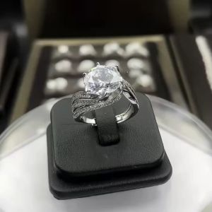 LY JEWELRY แหวนเพชรโมอีสผู้หญิง 5 กะรัต น้ำ100-98 เงินแท้ 92.5% D-VVS1 : D2042