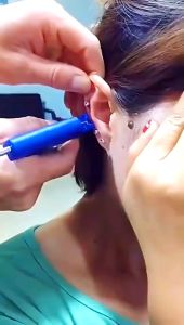 Painless Ear Piercing Set with 98pcs Stud Earings Painless Sterile Earnuts Body Piercing Nose Navel