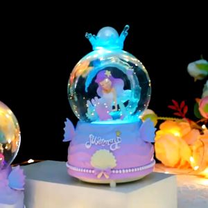 Quả cầu pha lê hộp âm nhạc tuyết Cầu tuyết thủy tinh công chúa tiên cá. Princess. Coupel tình nhân