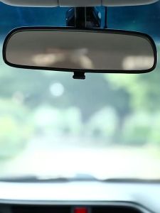 Car 360° Rearview Mirror Phone HolderUniversal 360 Degrees Rotating Car Phone HolderCar Rearview Mirror Mount Phone and GPS Holderfor 47mm-71mm Wide Mobile Phones (Round 2)