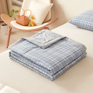 Simple Plaid Soft Air Conditioning Quilt Skin-friendly Breathable and Cool Feeling Summer Quilt Bed Cover