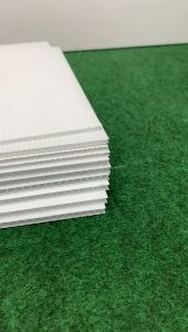 5mm thickness White PP Corrugated Board Size A2 - 42cm x 59.4cm/PP Hollow Straw Board/Plastic Board/Stationery/Living Art 16.5 " x 23.4"