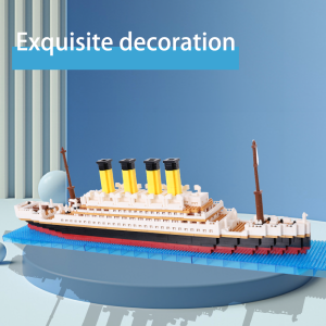 Building block assembly toy Titanic giant boy girl puzzle cruise ship model
