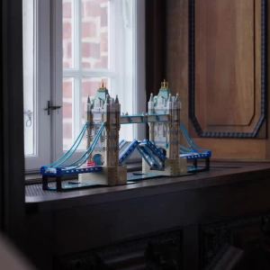 LEGO Architecture 21067 Tower Bridge (3745 Pieces)