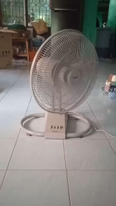 Quạt Sàn Công Nghiệp Thái Lan Hatari IT18M2 (Màu Xám) - Động Cơ Bạc Đạn Sải Cánh 45cm Hàng Chính Hãng