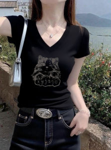 Pure Cotton Short Sleeve V-Neck T-Shirt Womens Slim Fit Summer Design Printed Cat Eye Blinking Black Shoulder Appropriate Top