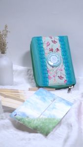 Mushaf Maryam Alquran Terjemahan dan Tajwid Pelangi Full Colour Ukuran A6 Al-Quran Wanita Alfatih Jaket Resleting Maju Mandiri Sukamaju