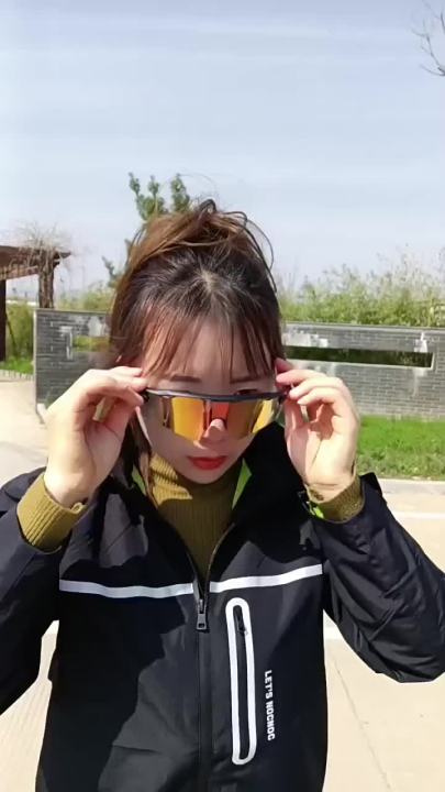 ＜1122＞ TR90 ใหม่ HD กีฬามืออาชีพแว่นตาขี่ครีมกันแดด sunglasses แว่นตาแว่นตากันแดดสายตาสั้น