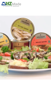 CÁ MÒI XÔNG KHÓI CỦI Diplomats Brisling / Unda Smoked Sardines Lemon & Basil / In Olive Oil With Mediterranean Spices / In Olive Oil Non GMO 160g