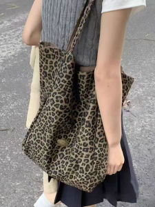 Trendy Large Capacity Canvas Bag for Women Spring 2025 College Style Leopard Print Tote Bag Casual Versatile Womens Bag