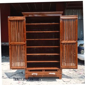 Lemari Sepatu Kayu Jati/trinityjayafurniture