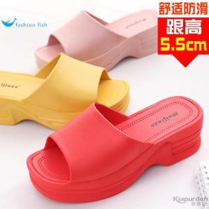 รองเท้าแตะพื้นหนาสำหรับผู้หญิงในร่ม รองเท้าแตะพื้นสูง PVC สวมใส่สบาย ทรงหัวมน พื้นยาง กันลื่น รองเท้าแตะ EVA แบบสวมสบาย