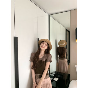 Printed Short Sleeve Womens T-shirt Round Neck